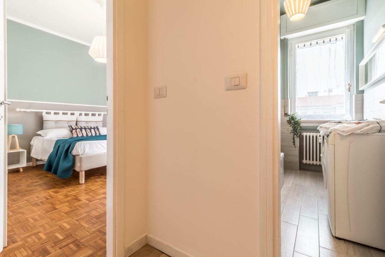 Joivy Modern 1-Bed Flat With Balcony In Portello Milánó Kültér fotó