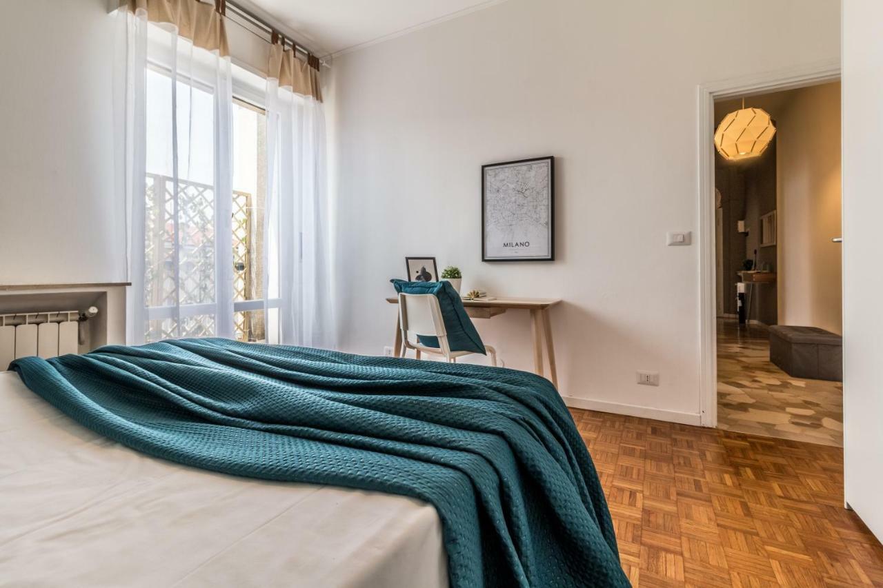 Joivy Modern 1-Bed Flat With Balcony In Portello Milánó Kültér fotó