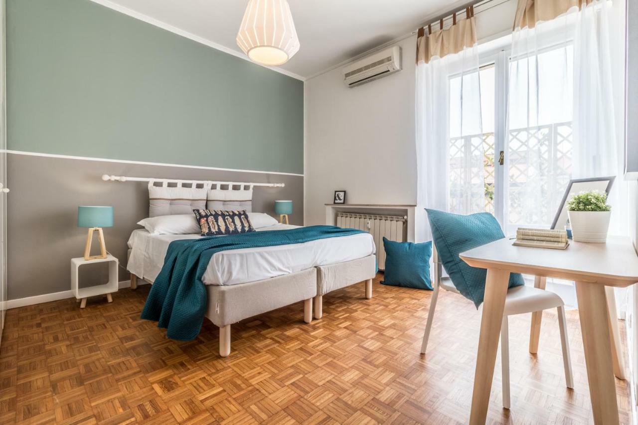 Joivy Modern 1-Bed Flat With Balcony In Portello Milánó Kültér fotó